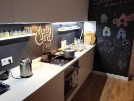 Põll köök ilma plaadid: praktiline ja odav võimalusi