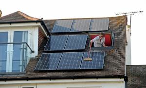Päikesepaneelid on ökoloogiliselt kodudes tulevikus muutub vajadus, mitte luksus