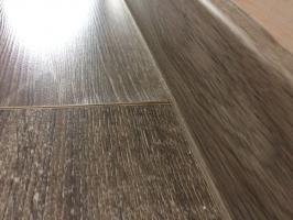 Minu valik põrandakate: laminaat vastu linoleum