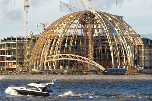 Foto on võetud teenuse "Yandex Pildid". Protsess ehituse kuppel.