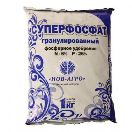 Näiteks sobivad superfosfaat! (Semyankin.ru)