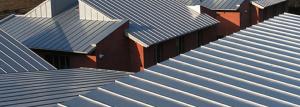 Remont ja restaureerimine õmbluse katuse: üldised probleemid ja nende lahendused